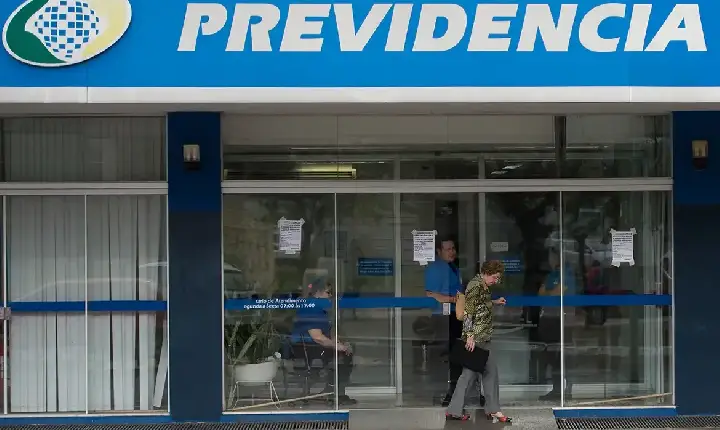 Agências do INSS abrem para atendimento extra neste sábado e domingo