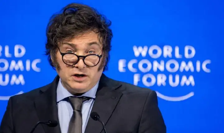 Argentina enfrenta recessão e cortes severos em saúde, educação e cultura sob governo Milei