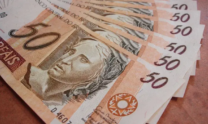 Arrecadação federal em agosto atinge recorde de R$ 201,6 bilhões