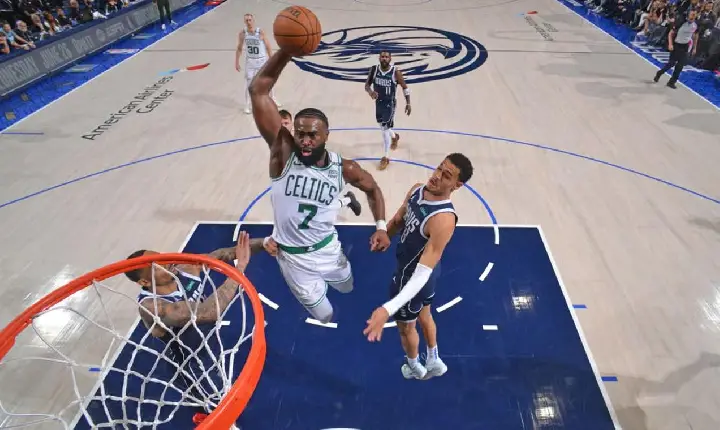 Boston vence e está a uma vitória do 18° título da NBA