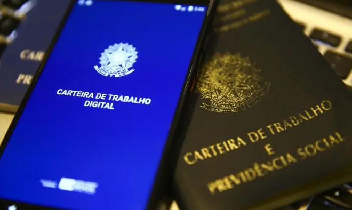 Brasil criou 432 mil empregos formais em fevereiro, aponta Caged