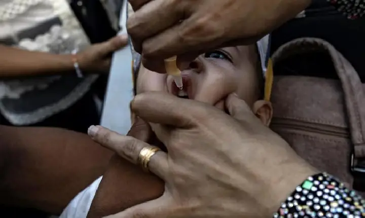 Brasil volta à lista dos países com mais crianças sem vacina, diz Unicef