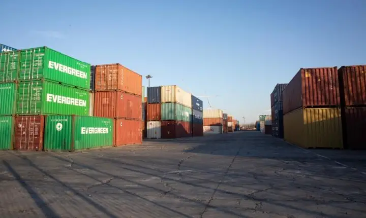 China critica ‘lei da selva’ do governo Trump, classifica tarifas como ‘bullying’ e se prepara para retaliação