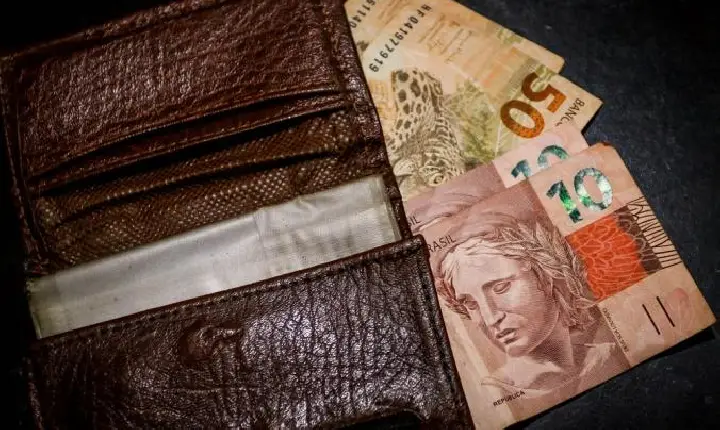 CNI projeta crescimento do PIB do Brasil em 2,4% para 2025