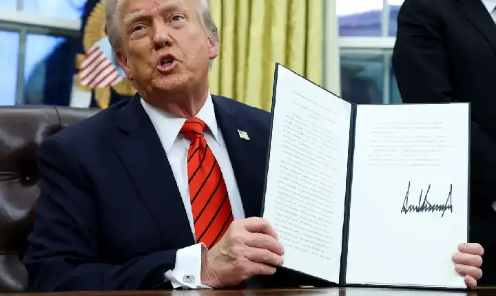 Trump muda regras e elogia segurança do sistema eleitoral do Brasil