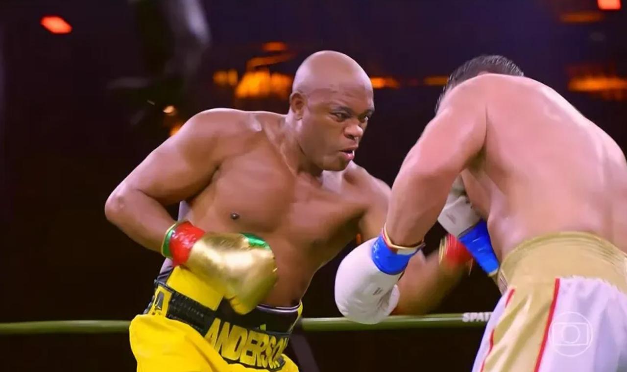 Anderson Silva e Chael Sonnen empatam em luta de exibição